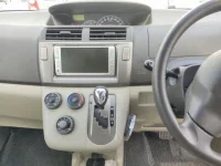 Toyota PASSO SETTE лот № 71 оценка 3  с аукциона в Японии 4