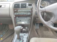 Toyota MARK II лот № 2081 оценка 4  с аукциона в Японии 4