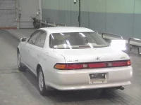 Toyota MARK II лот № 2081 оценка 4  с аукциона в Японии 1