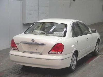 Nissan SYLPHY  с аукциона в Японии