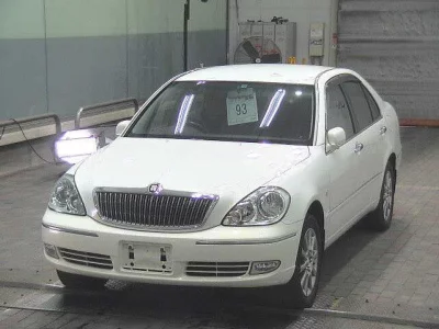 Toyota BREVIS  с аукциона в Японии