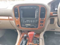 Toyota LAND CRUISER лот № 2042 оценка 3.5  с аукциона в Японии 4