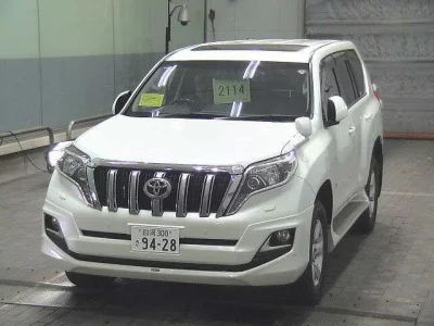 Toyota LAND CRUISER PRADO
