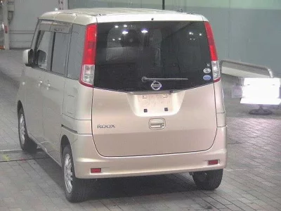 Nissan ROOX
