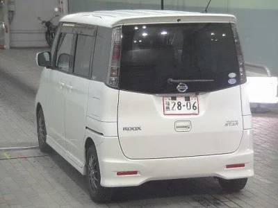 Nissan ROOX