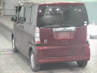 Honda N BOX лот № 7052 оценка 3.5  с аукциона в Японии 1