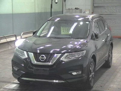 Nissan X-TRAIL