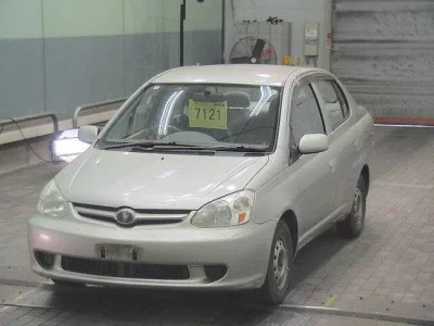 Toyota PLATZ