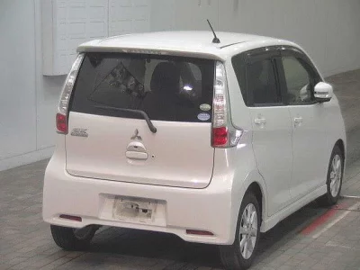 Mitsubishi EK CUSTOM