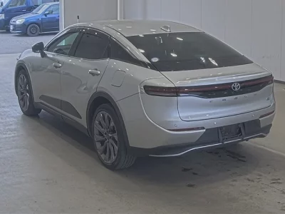 Toyota CROWN CROSSOVER