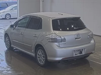 Toyota BLADE