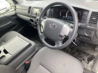 Toyota HIACE VAN лот № 1725 оценка 4  с аукциона в Японии 3