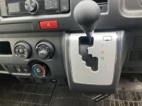 Toyota HIACE VAN лот № 1725 оценка 4  с аукциона в Японии 4