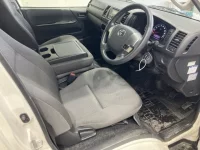 Toyota HIACE VAN лот № 1725 оценка 4  с аукциона в Японии 7