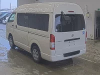 Toyota HIACE VAN лот № 1725 оценка 4  с аукциона в Японии 1