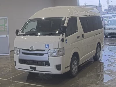 Toyota HIACE VAN  с аукциона в Японии