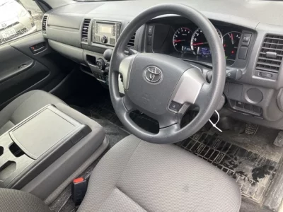 Toyota HIACE VAN  с аукциона в Японии