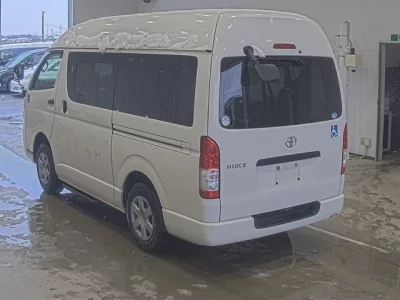 Toyota HIACE VAN  с аукциона в Японии