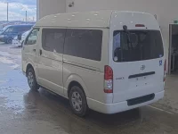 Toyota HIACE VAN лот № 1759 оценка 3.5  с аукциона в Японии 1