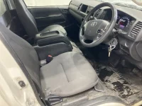 Toyota HIACE VAN лот № 1720 оценка 3.5  с аукциона в Японии 7