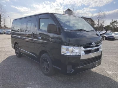 Toyota HiAce Van