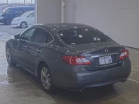 Nissan FUGA лот № 1423 оценка 4  с аукциона в Японии 1