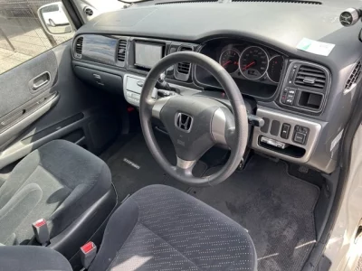 Honda STEP WAGON  с аукциона в Японии