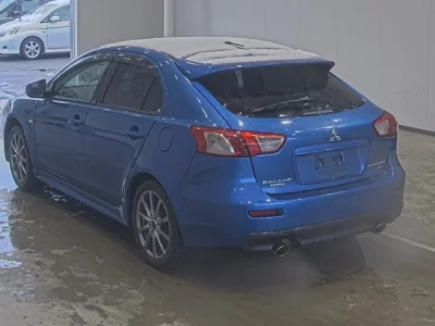 Mitsubishi GALANT FORTIS