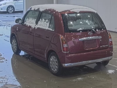 Daihatsu MIRA  с аукциона в Японии