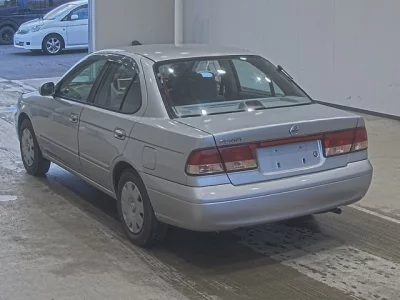 Nissan SUNNY