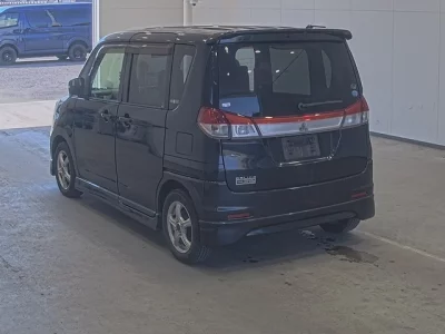 Mitsubishi DELICA D2
