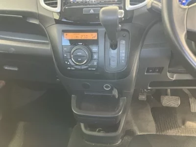 Mitsubishi DELICA D2