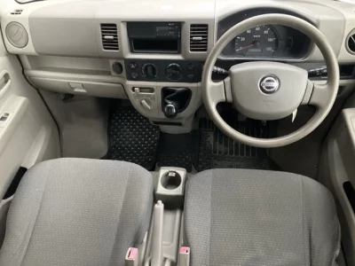 Nissan CLIPPER VAN