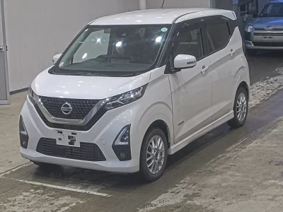 Nissan DAYZ  с аукциона в Японии