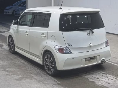 Toyota BB