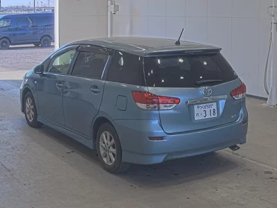 Toyota WISH  с аукциона в Японии