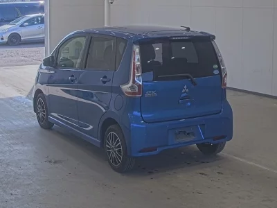 Mitsubishi EK CUSTOM