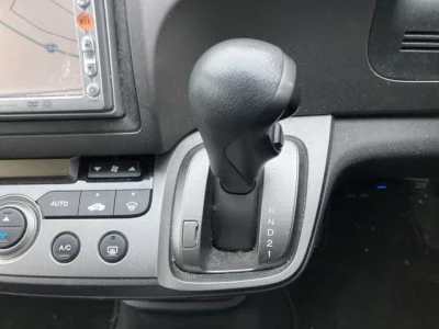 Honda STREAM  с аукциона в Японии