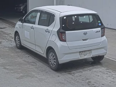 Daihatsu MIRA E S