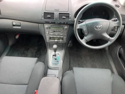 Toyota AVENSIS SEDAN