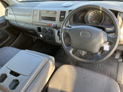 Toyota HIACE VAN  с аукциона в Японии