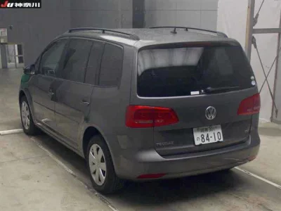 Volkswagen GOLF TOURAN