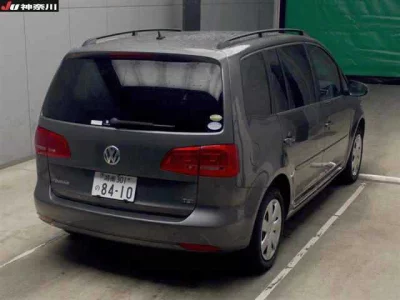 Volkswagen GOLF TOURAN