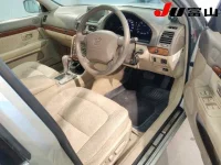 Toyota PROGRES лот № 3009 оценка R  с аукциона в Японии 5