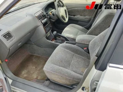 Toyota CORONA PREMIO