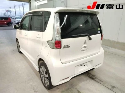 Mitsubishi EK CUSTOM