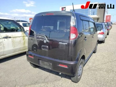 Suzuki MRWAGON