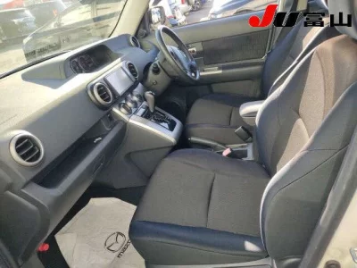 Toyota COROLLA RUMION