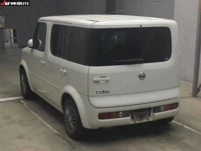 Nissan CUBE  с аукциона в Японии