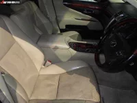 Lexus LS лот № 2526 оценка 3.5  с аукциона в Японии 7